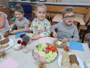 Zdrowe i kolorowe śniadanie