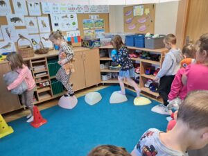 Zdrowo i sportowo -"Dzień Pluszowego Misia"